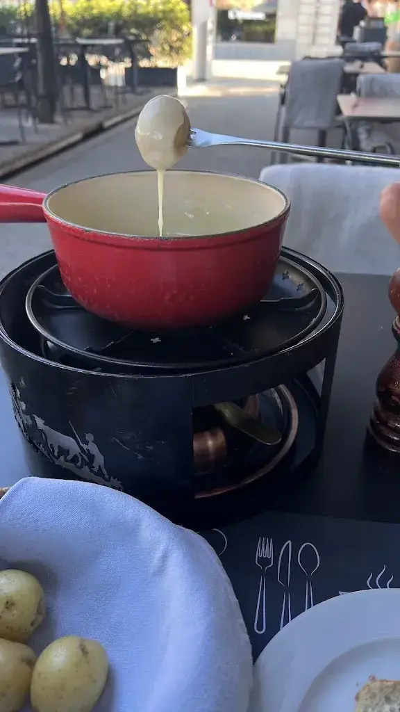 Mary McGowan_Le Gruyérien_Bulle_reseña