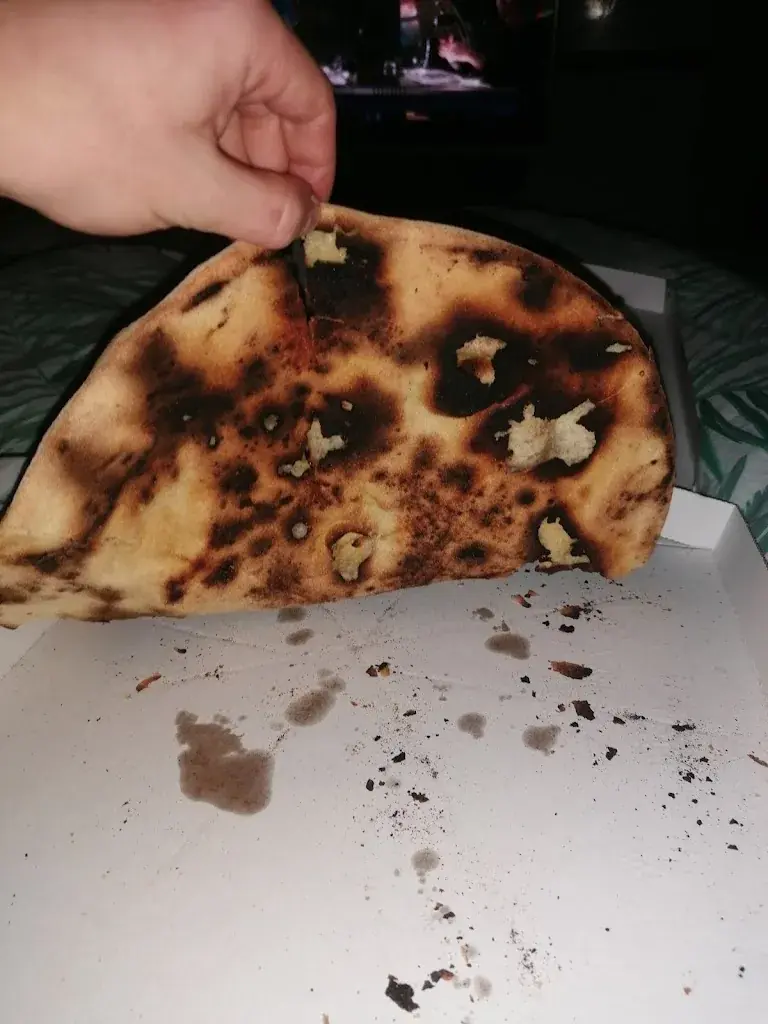 Linus Gerber_Pizzeria Mare Monte_Goldach_review