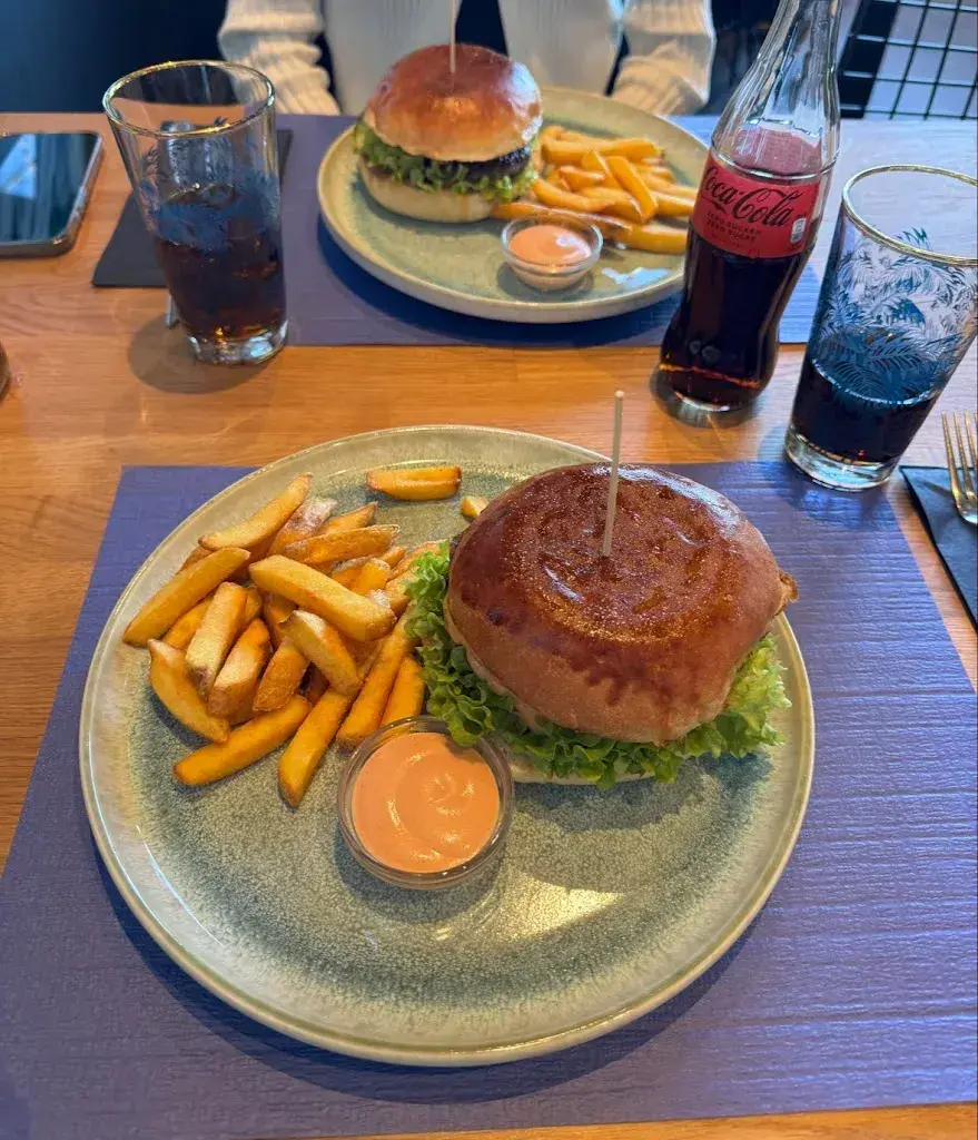 Menu_Lakeside Burger Rorschach_Rorschach_image_3