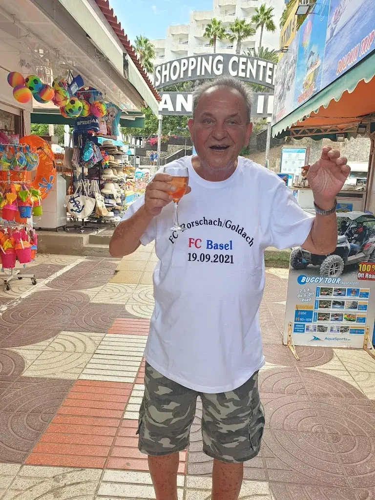 Martin Bischof_Schwalbe_Rorschach_review