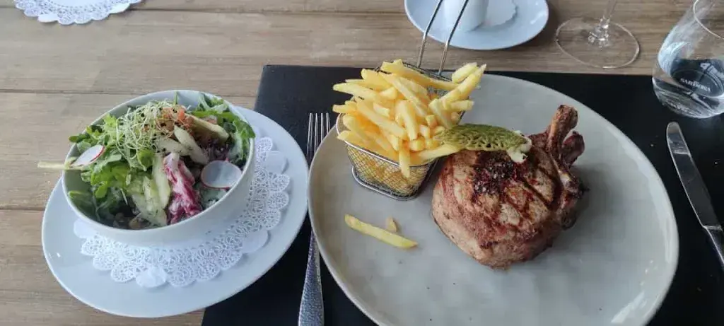 Restaurant Burg by Sascha Beilke restaurant à Au