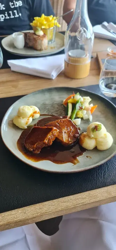 Menu_Restaurant Burg by Sascha Beilke_Au_image_6