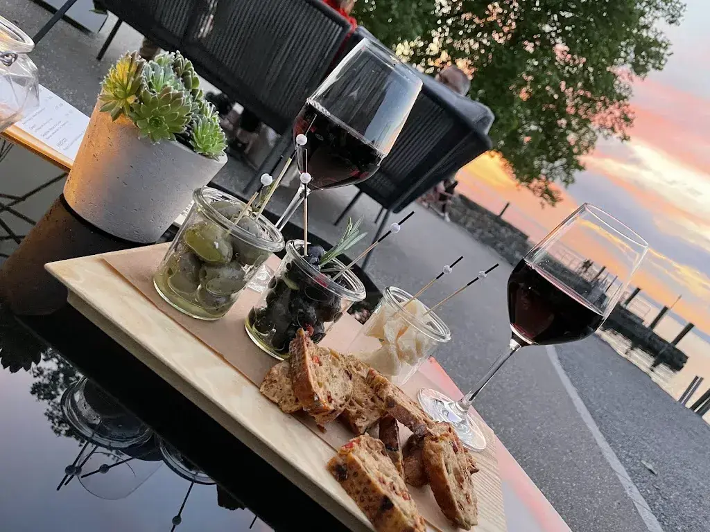 SirR4g3 (G.Tschannen)_Restaurant Weitblick_Rorschach_review