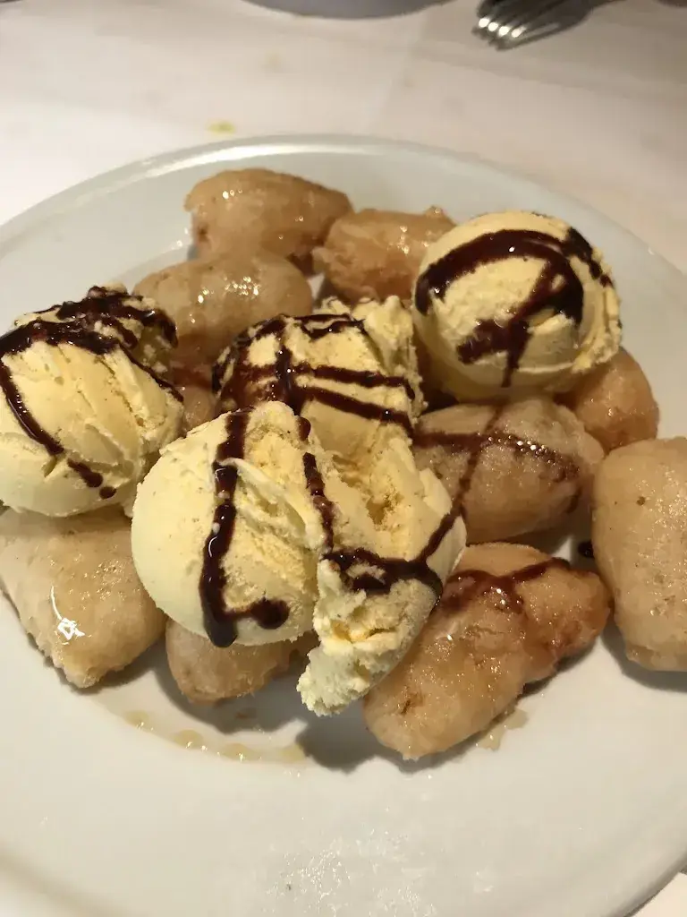 Anna Holoskova_Musigbar Mariaberg_Rorschach_recensione