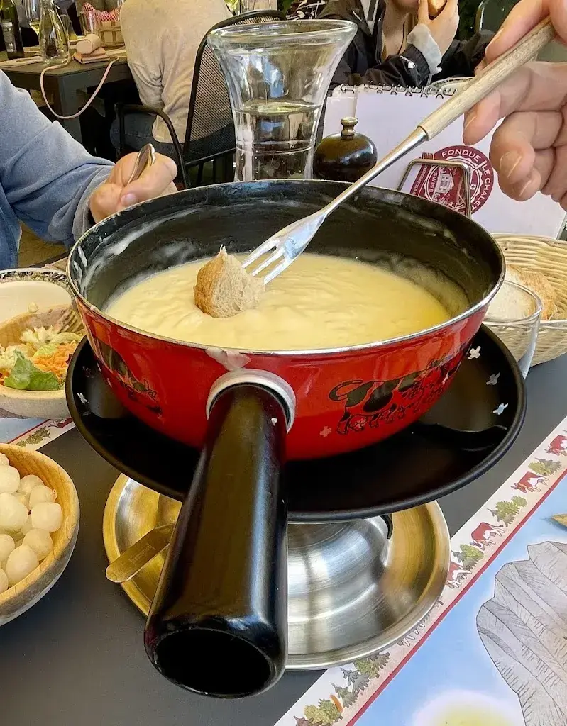 Bernie Rhinerson_La terrasse du chalet_Gruyères_review