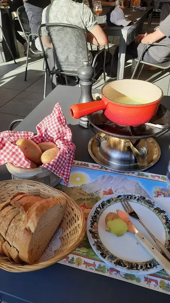 Sucheth Shenoy_La terrasse du chalet_Gruyères_review