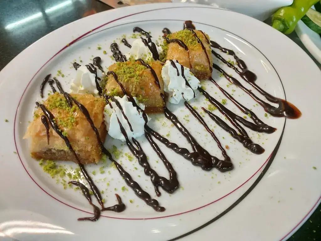 Nurullah Ergun_Rheintaler Imbiss_Heerbrugg_avis