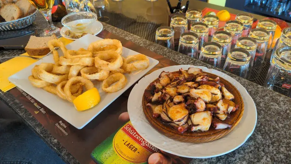 Manuel Grandal_Centro Gallego_Widnau_recensione