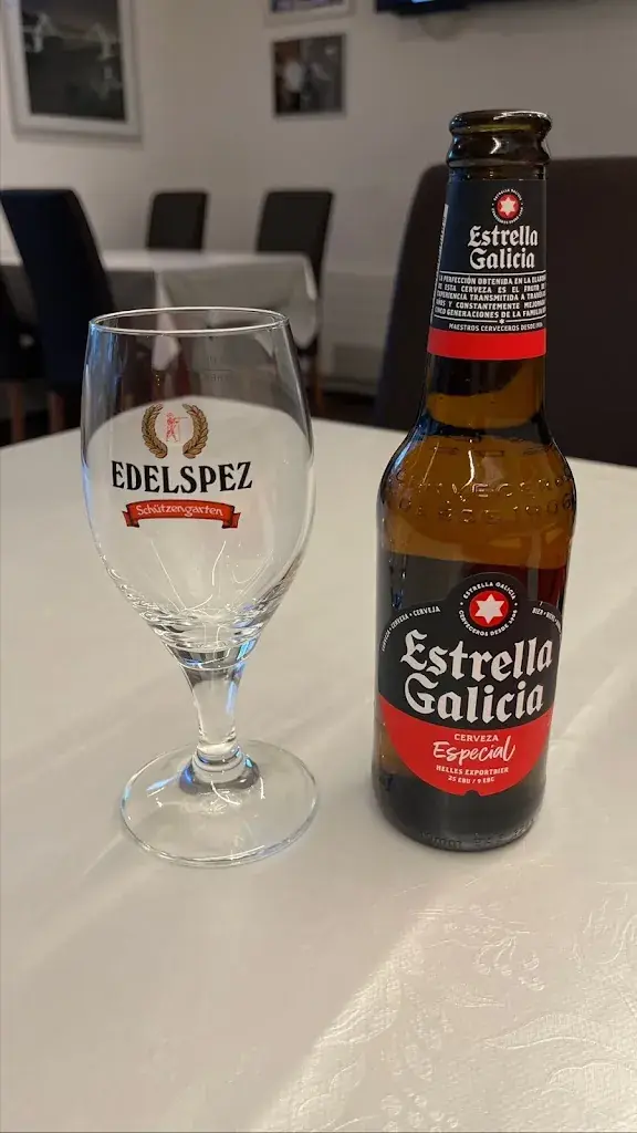 Daniel García Molero_Centro Gallego_Widnau_recensione