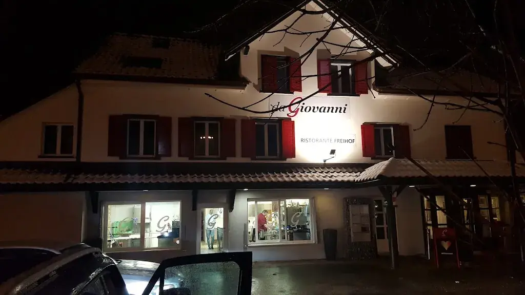 Mamun Rashid_Restaurant Freihof by Giovanni_Widnau_avis