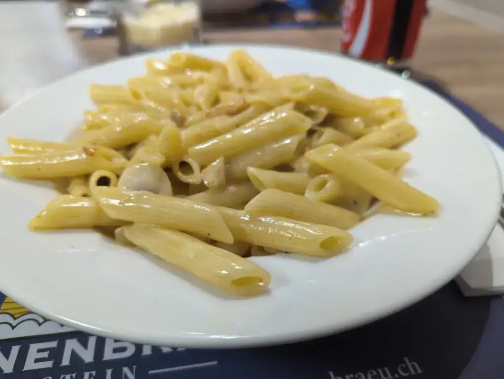 Pascal Anliker_Kafi Rhydorf Altun_Widnau_review