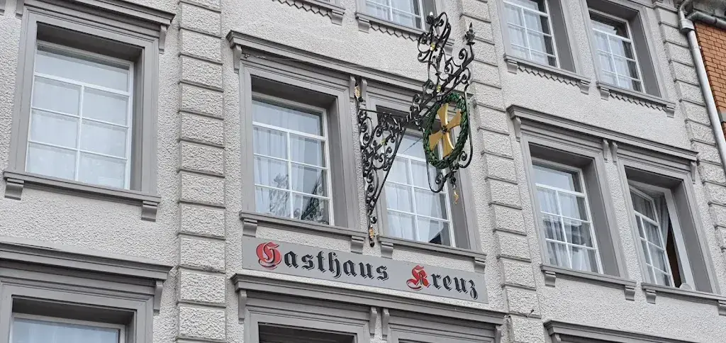 Carina Fässler_Restaurant Kreuz und Häxe-Bar_Rheineck_review