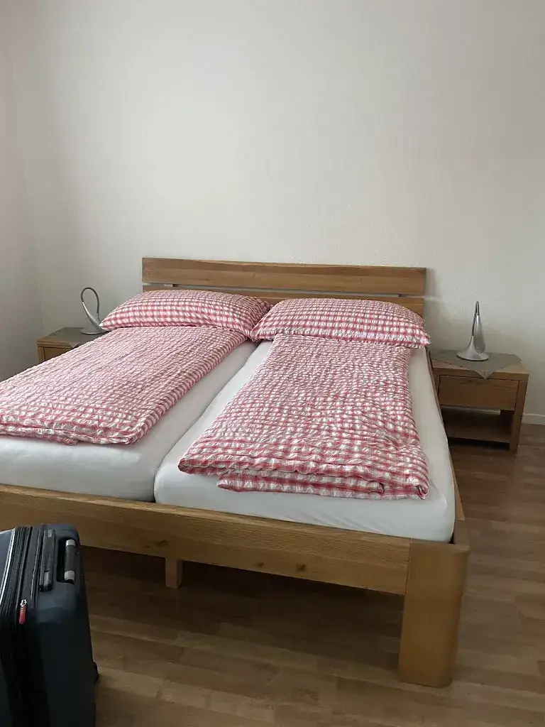 GINA P_Hotel Hecht_Rheineck_reseña