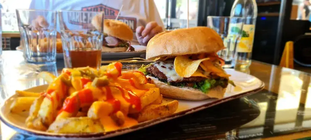 RB-PHOTOGRAPHY_The Ami_Rheineck_avis