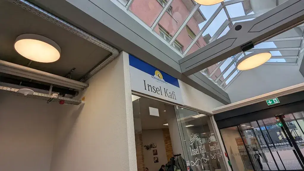 Thomas Bachmann_Insel Kafi_Diepoldsau_review