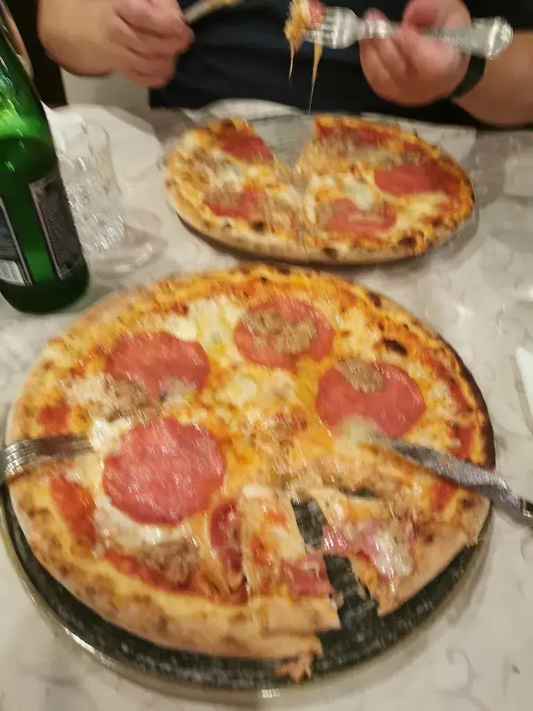 La Gondola_Austria_menu_image_1