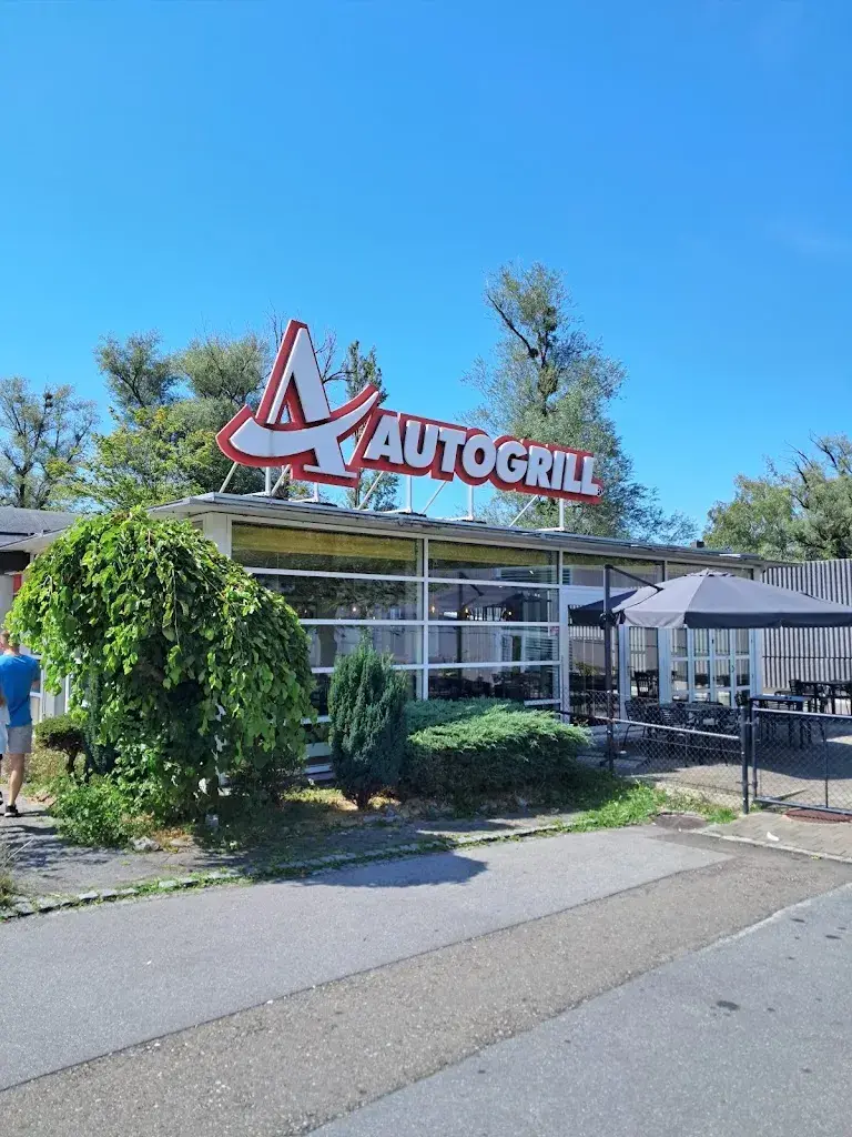 Marco Rubertelli_Restoroute St. Margrethen_St. Margrethen_avis