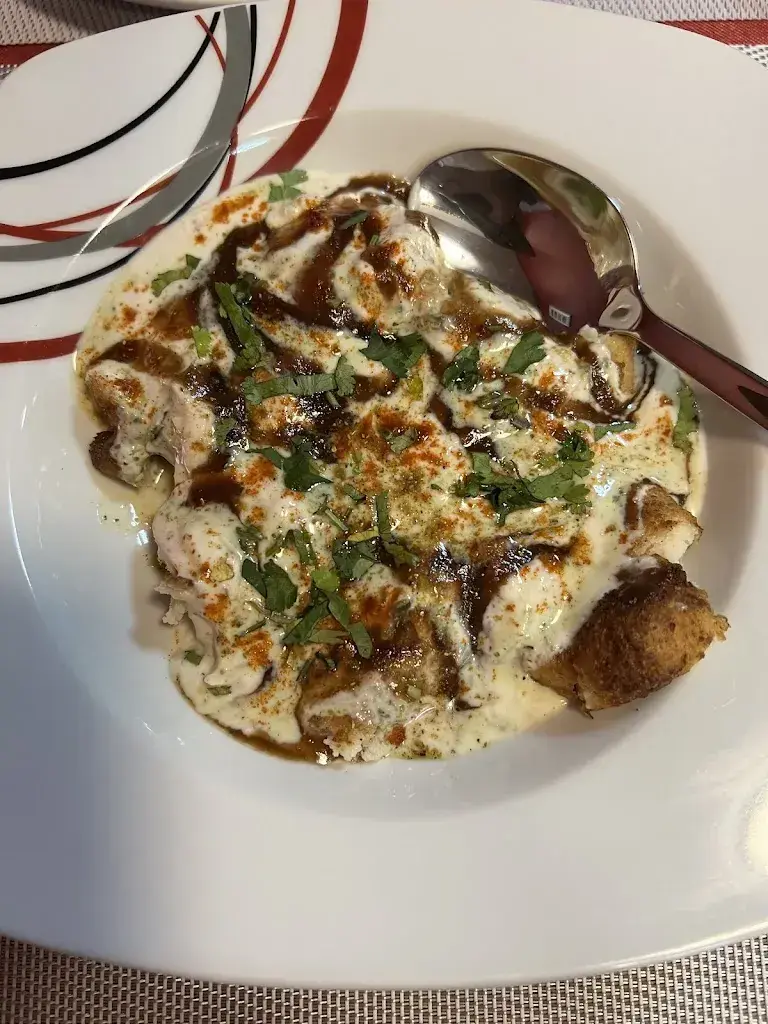 Amritpal Singh Birdi_Maharani Palace_Bern_review