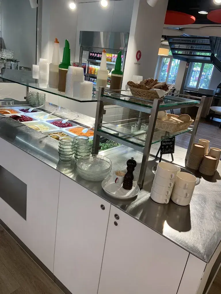 Mohamed Shaaban_Prima Luna_Bern_reseña