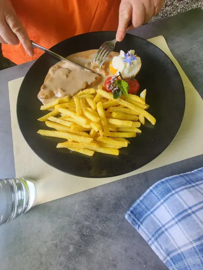 Werner Marti_Hirschen_Rapperswil_review