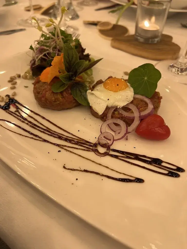 Anita Tischhauser_Restaurant Eisbärstübli_Wildhaus_avis