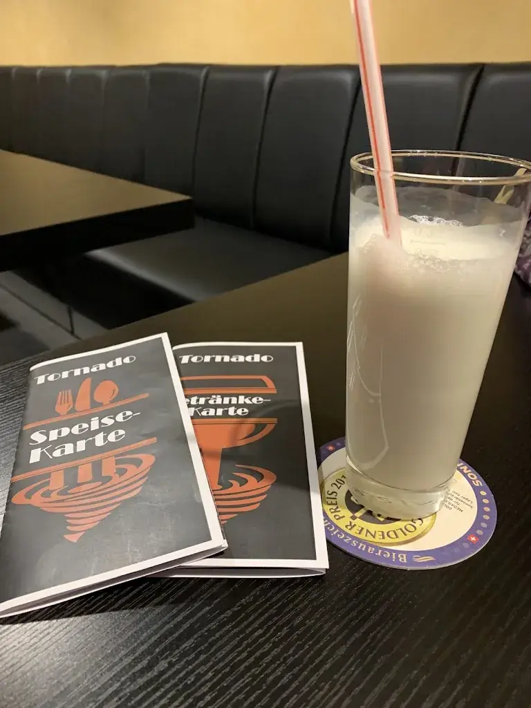 Menu_Tornado Pizzeria_Sevelen_image_6