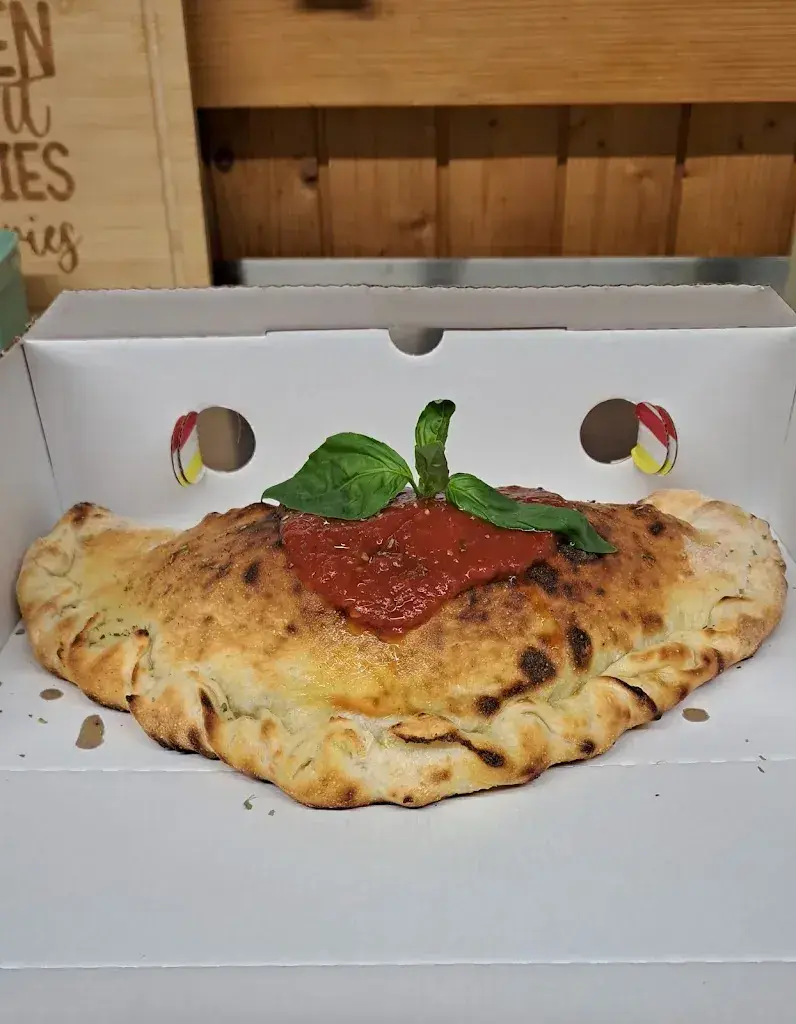 Menu_Holzhüttli Pizza_Sevelen_image_8