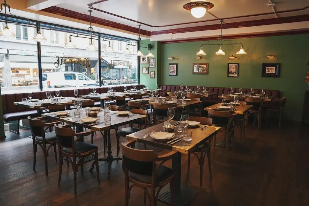 Williams ButchersTable - Bern_Bern_slider_image_1