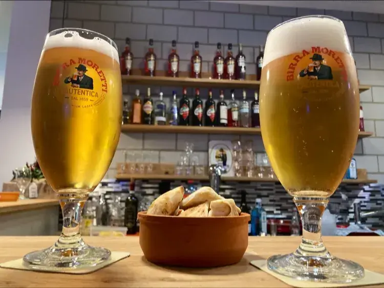 Apero Bar Zentrum Trübbach restaurant à Trübbach