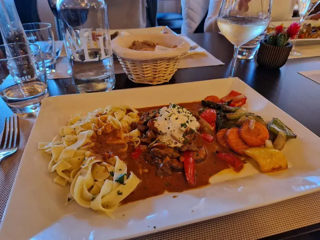 K Howell_El Gusto_Sargans_recensione