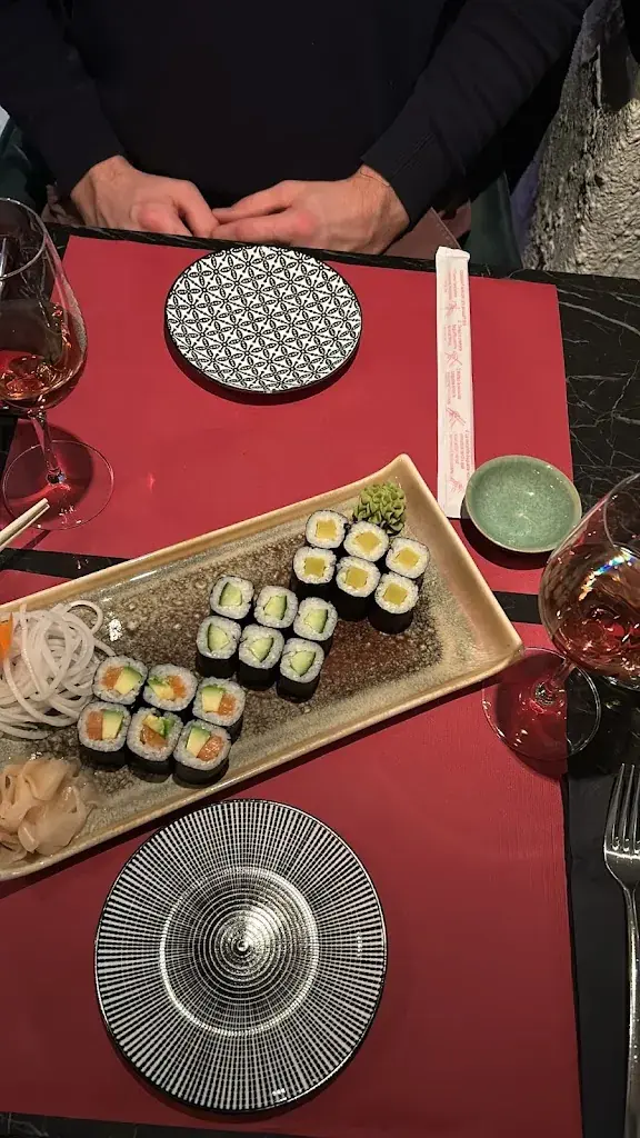 Tiffany_Saraya´s_Sargans_review