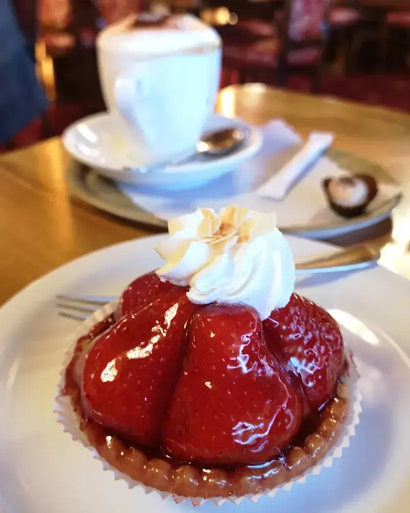 Eat Your Feelings On A Budget_Café Studio_Sargans_review