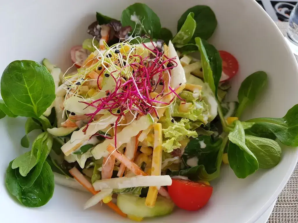 Menü_Restaurant & Hotel Weiss Kreuz Malans_Malans_Bild_1