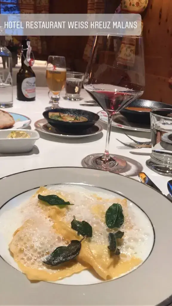 Rushna Waseem Church_Restaurant & Hotel Weiss Kreuz Malans_Malans_Bewertung