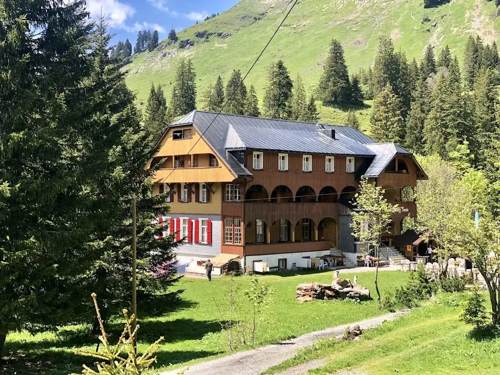 Martin Frey_Hotel Sennis Alp_Walenstadt_review