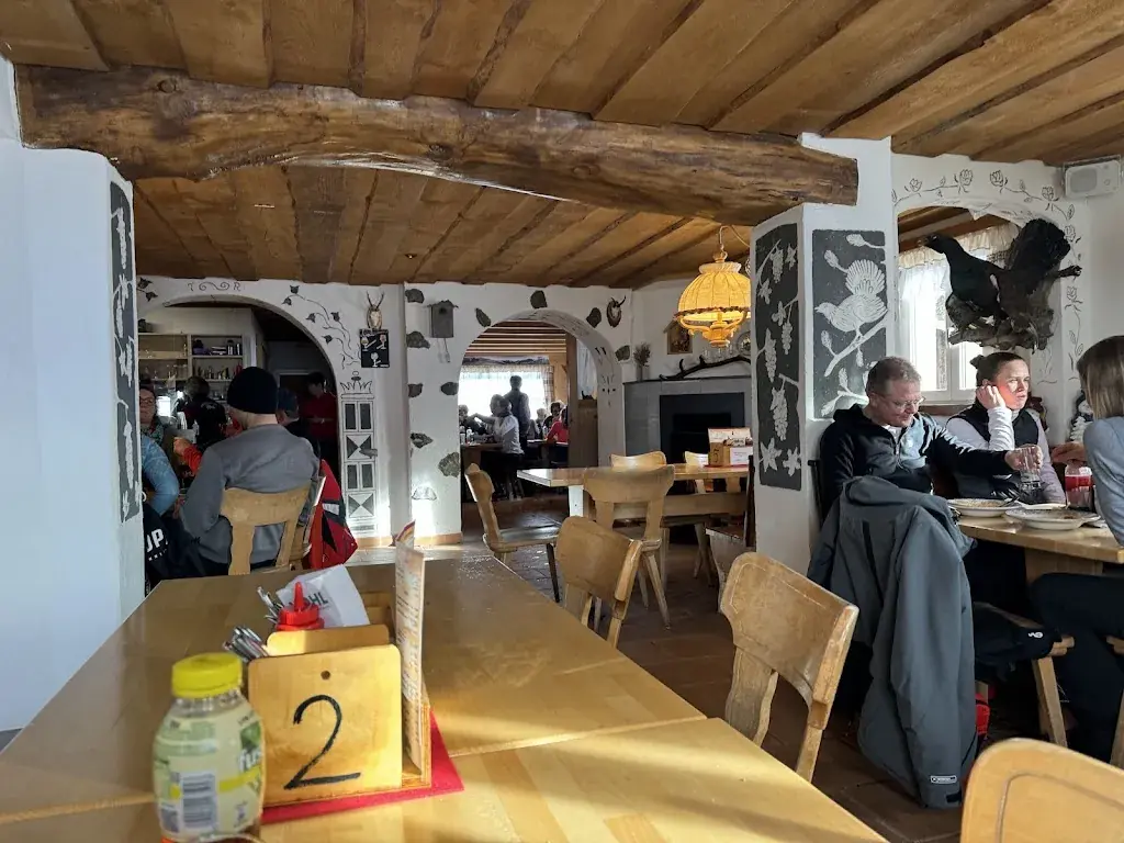 Michael Hunkeler_Laufbodenstübli_Bad Ragaz_review