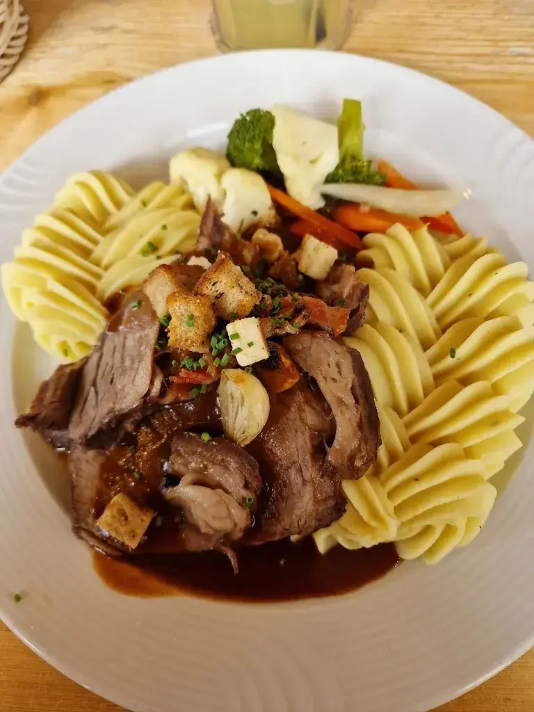 Menu_Panoramarestaurant Maschgenkamm_Flumserberg_image_9