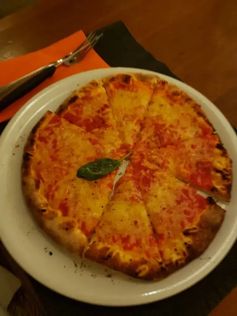 Menu_Pizzeria Flumserberg by New Goggeien_Flumserberg Tannenbodenalp_image_5