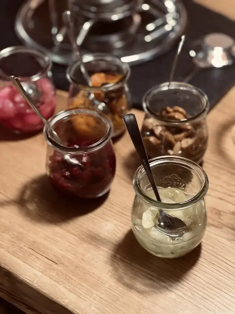 Menu_Restaurant Chäs-Stübli BY HOTEL CRISTAL_Flums_image_4