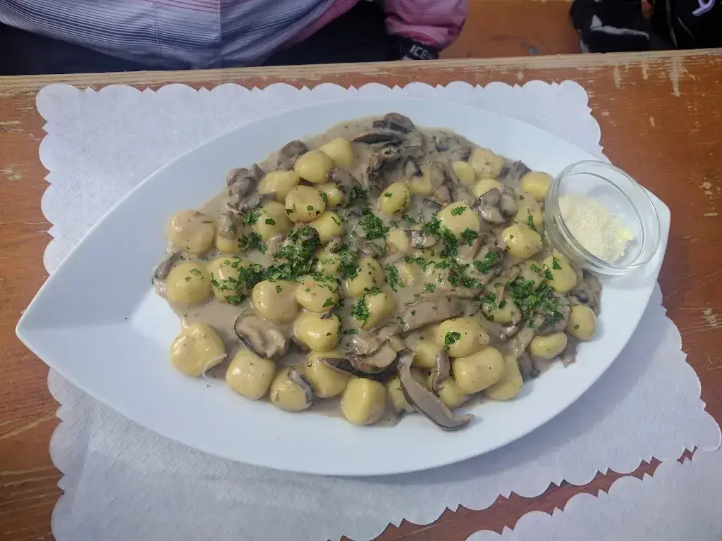 Menu_Apérobeizli & Restaurant Hinnästall_Flumserberg_image_9