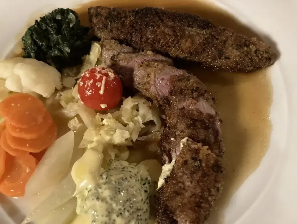 Stefanie Semmler_Mühlewirt Sepp Schnider_Vilters-Wangs_review