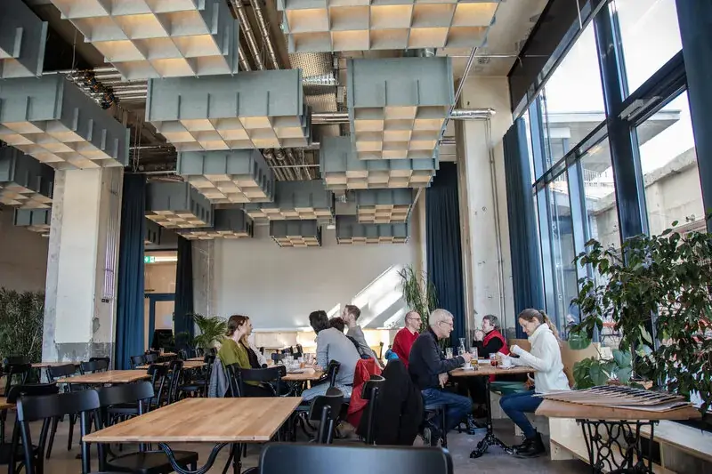 Dock8 | Restaurant–Beratung–Kultur restaurant à Bern