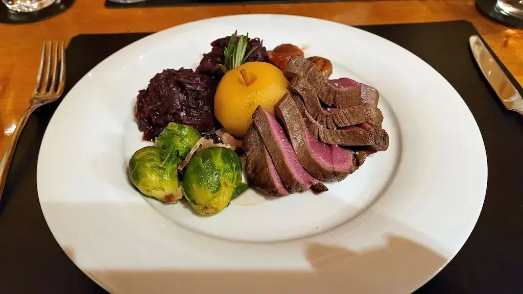 Restaurant Falknis Gion Rudolf Trepp_Maienfeld_slider_image_2