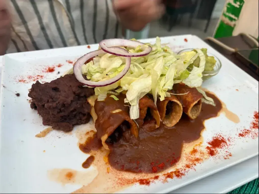 Lucy Mirando_El Mexicano Bern_Bern_avis