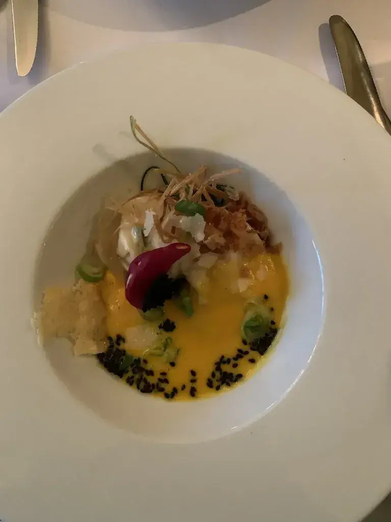 Ebru Ger_Zum Blauen Engel_Bern_review