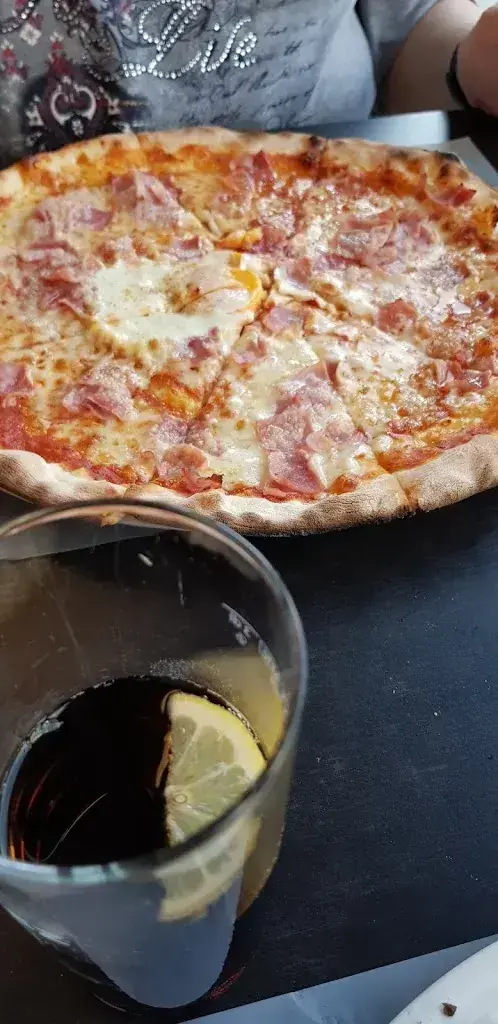 Menü_Bistro-Pizzeria Riet GmbH_Mels_Bild_8