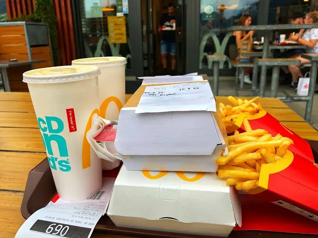 Mercedes Topiary_McDonald’s_Mels_review