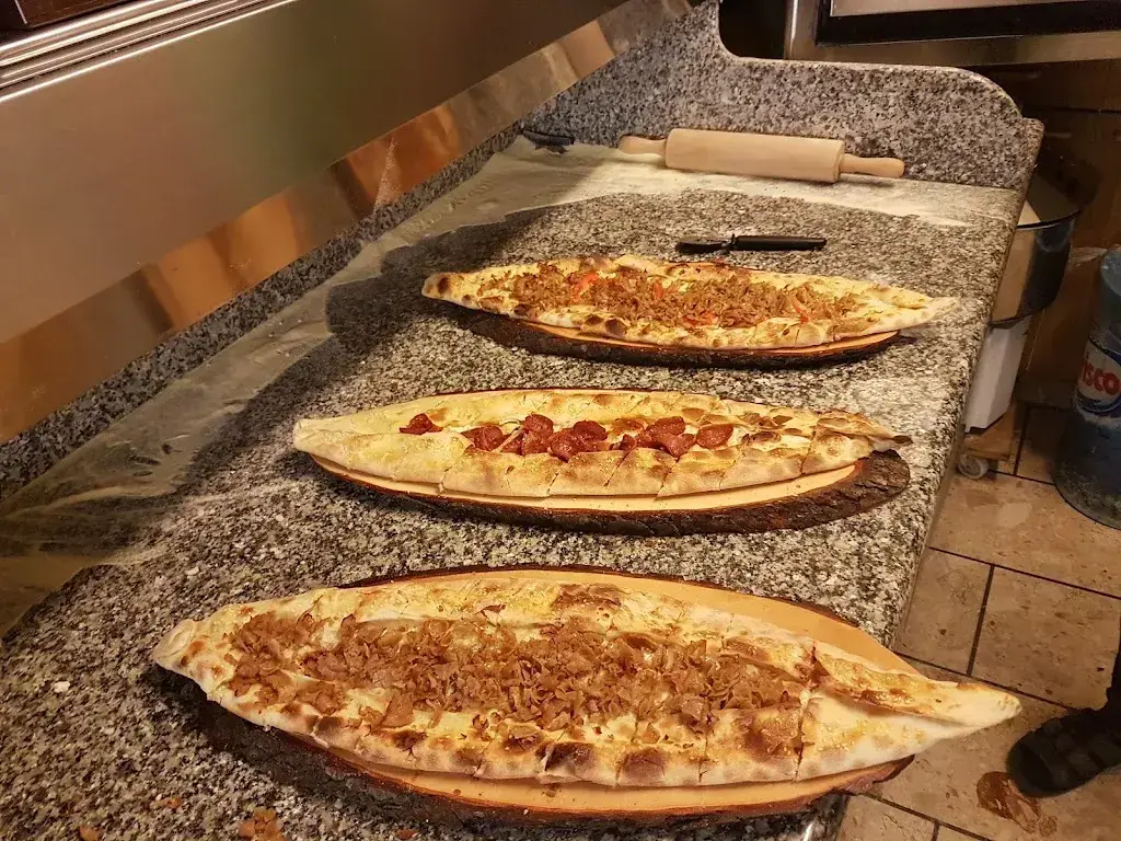 Menu_Mels Haus pizza Kebab_Mels_image_3