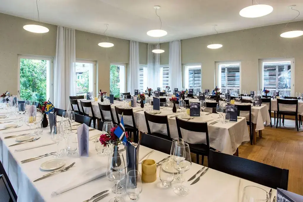 Gasthaus am Brunnen restaurant in Valendas