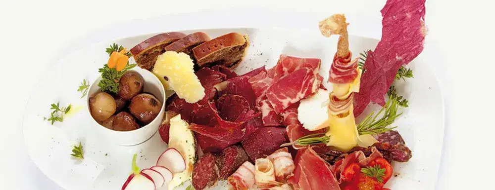 Gasthaus am Brunnen_Valendas_slider_image_3